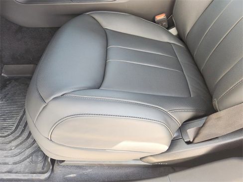 New 2026 Land Rover Range Rover Sport Dynamic SE image 17