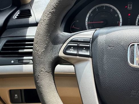Used 2011 Honda Accord LX image 21