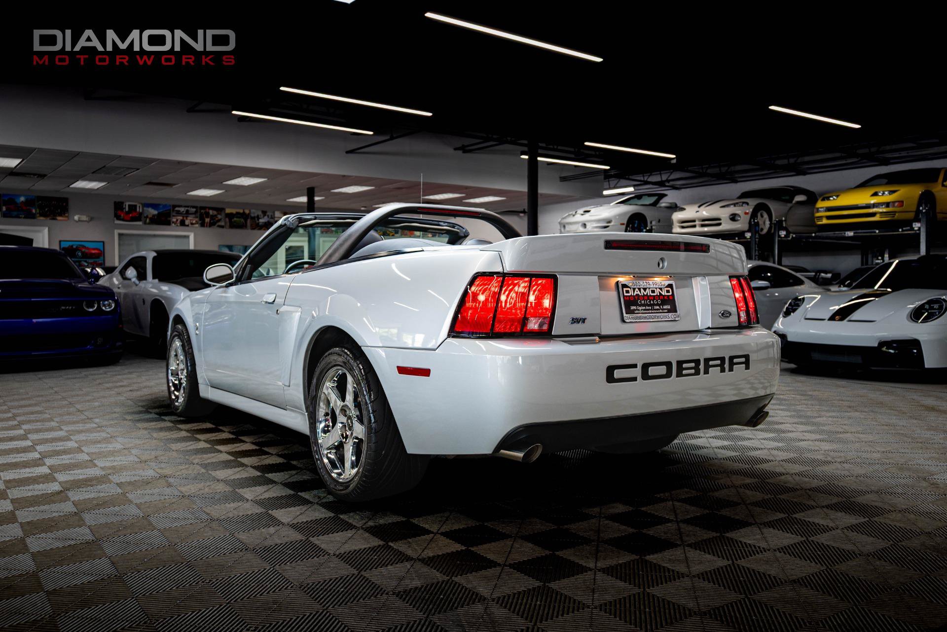 Used 2004 Ford Mustang Cobra RWD image 2