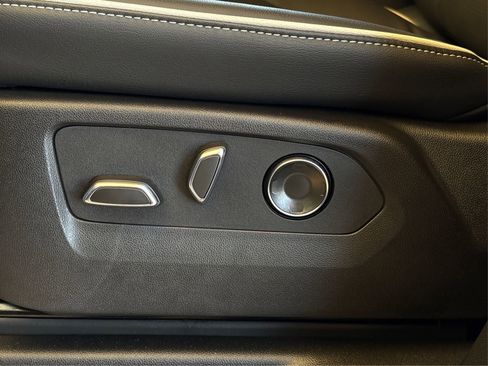 New 2026 Cadillac Escalade Sport image 32