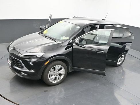 Used 2025 Buick Encore GX Preferred image 58