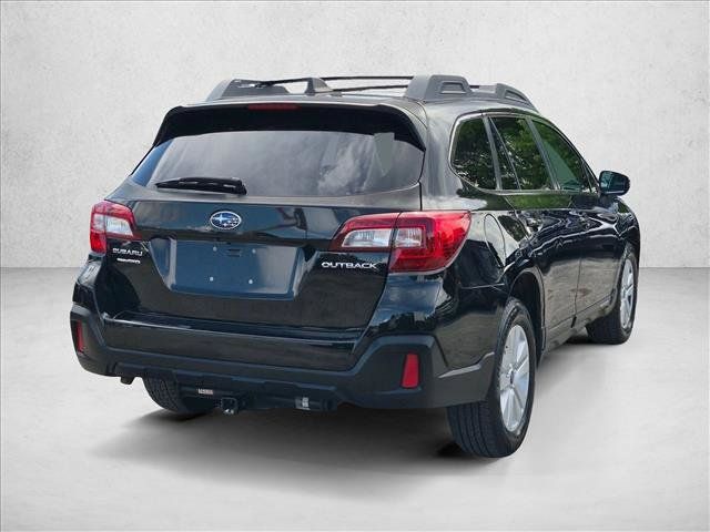 Used 2018 Subaru Outback 2.5i Premium AWD/4WD image 5