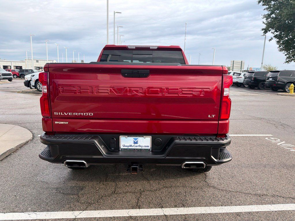 Used 2021 Chevrolet Silverado 1500 LT Trail Boss w/ Convenience Package II AWD/4WD image 4