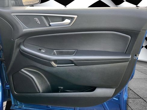 Used 2022 Ford Edge SEL w/ Convenience Package image 19