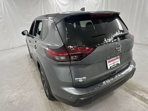 Certified 2024 Nissan Rogue SV image 5