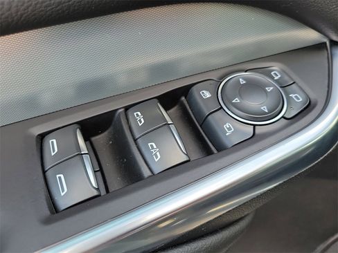 Certified 2023 Cadillac XT4 Premium Luxury w/ Technology Package image 18