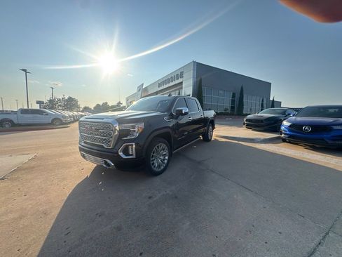 Used 2019 GMC Sierra 1500 Denali w/ Denali Ultimate Package AWD/4WD image 7