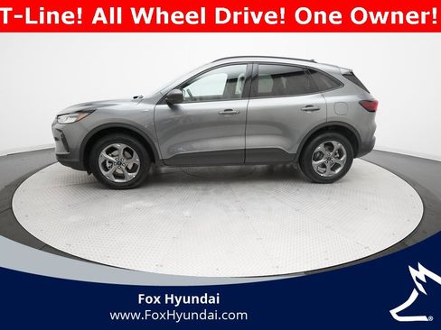 Used 2025 Ford Escape ST-Line image 23