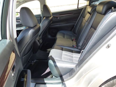 Used 2017 Lexus ES 350 FWD image 39