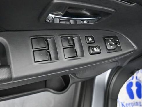 Used 2025 Mitsubishi Outlander Sport ES image 11