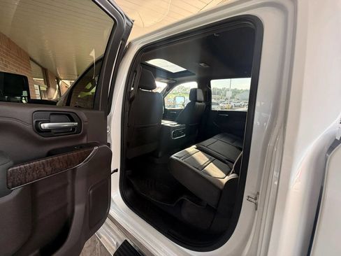 Used 2020 GMC Sierra 2500 Denali w/ Denali Ultimate Package AWD/4WD image 16