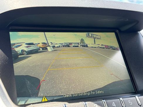 Used 2015 Chevrolet Equinox LTZ image 4