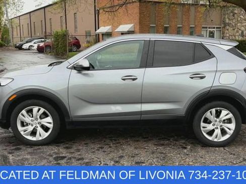 Certified 2025 Buick Encore GX Preferred FWD image 5