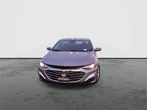 Used 2023 Chevrolet Malibu LT image 3