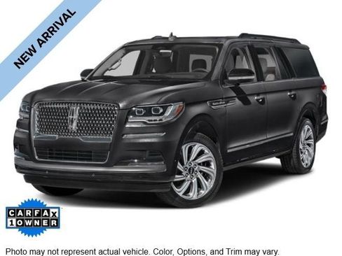 Used 2024 Lincoln Navigator L Reserve AWD/4WD image 1