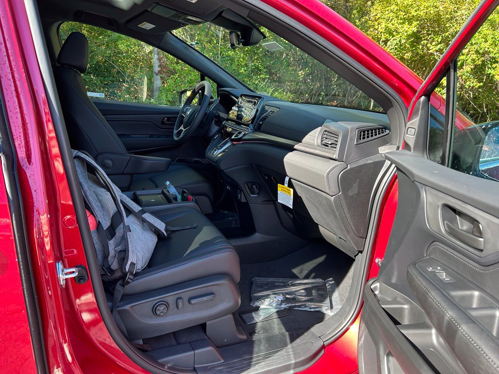 New 2027 Honda Odyssey Sport-L image 9