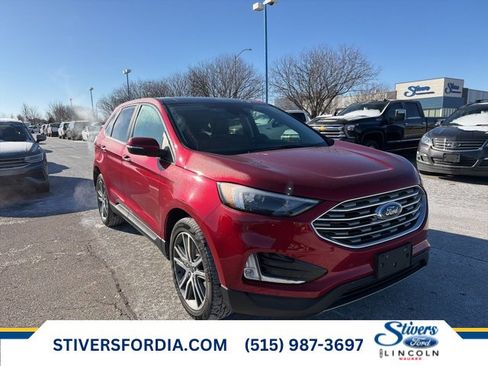 Used 2022 Ford Edge Titanium image 1