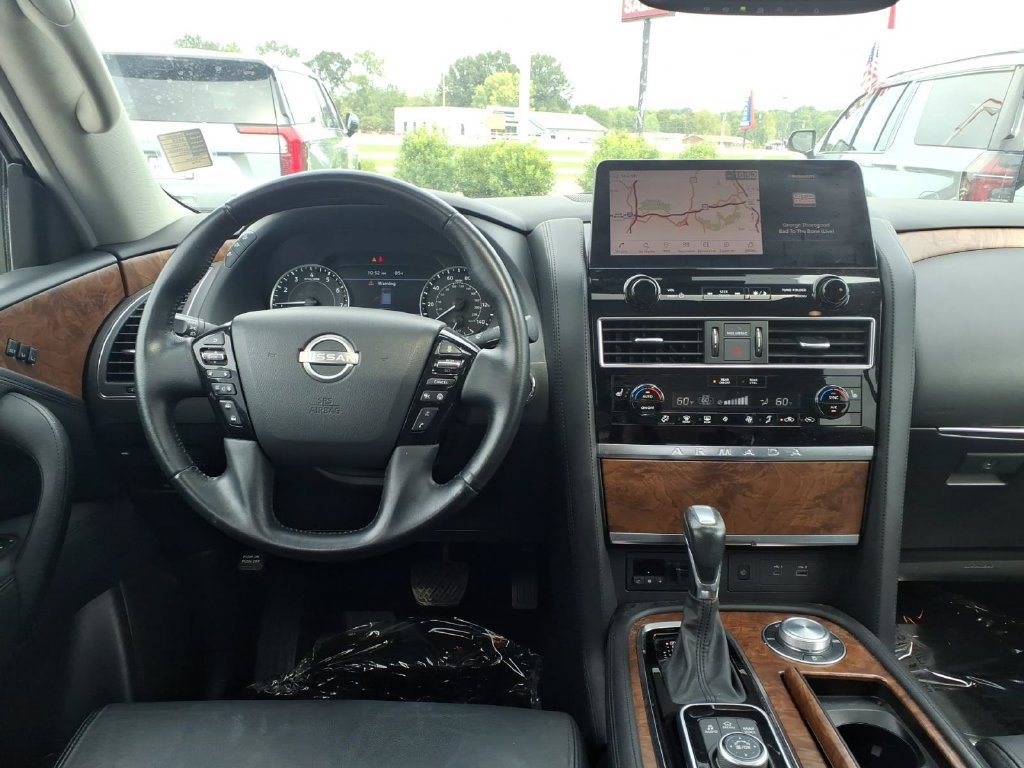 Used 2024 Nissan Armada SL AWD/4WD image 16