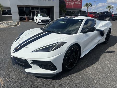Used 2025 Chevrolet Corvette Stingray Coupe w/ 1LT image 2
