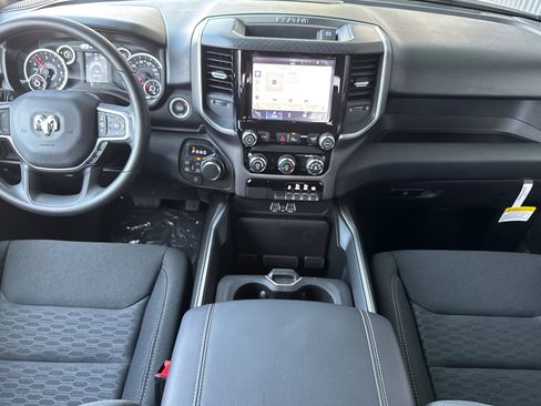 New 2026 RAM 1500 Big Horn AWD/4WD image 12