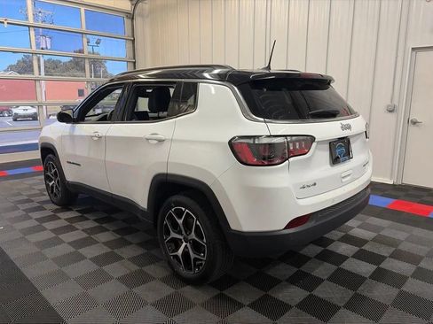 Used 2025 Jeep Compass Limited AWD/4WD image 6