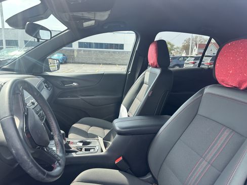 Used 2024 Chevrolet Equinox RS w/ LPO, Floor Liner Package FWD image 11