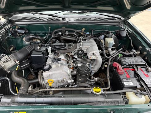Used 2002 Toyota Tacoma PreRunner RWD image 22