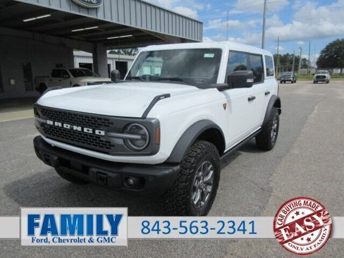 New 2025 Ford Bronco Badlands AWD/4WD image 1