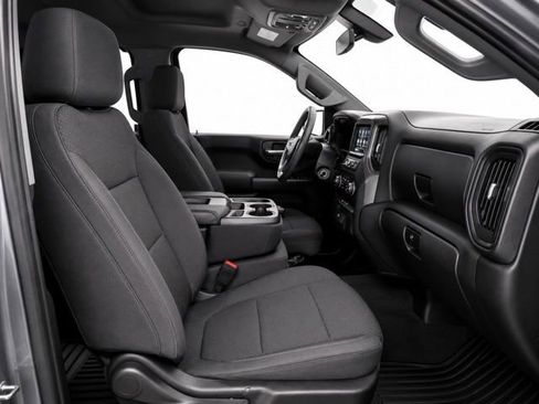 Used 2019 Chevrolet Silverado 1500 Custom w/ Custom Convenience Package AWD/4WD image 24