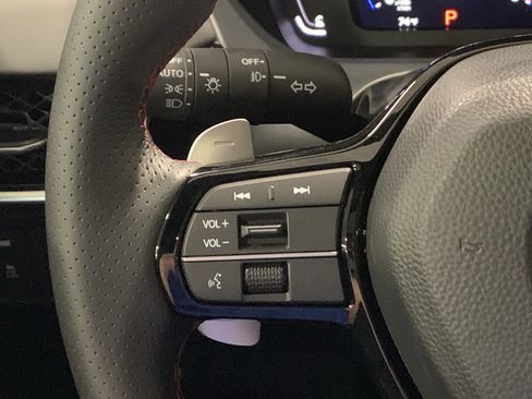 Used 2025 Acura ADX A-Spec image 23