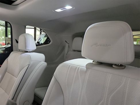 New 2026 Buick Enclave Avenir w/ Super Cruise Package image 18