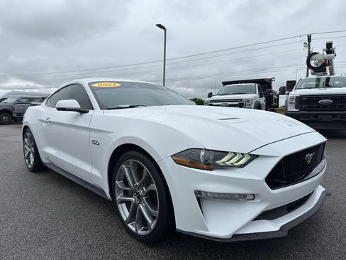Used 2021 Ford Mustang GT Premium RWD image 3