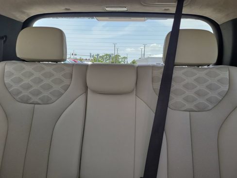 Used 2020 Hyundai Palisade Limited FWD image 13