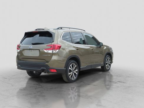 Used 2023 Subaru Forester Limited image 8