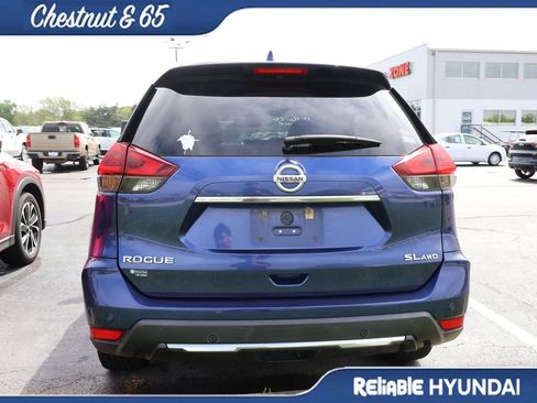 Used 2020 Nissan Rogue SL image 16