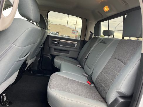 Used 2018 RAM 1500 Big Horn image 28