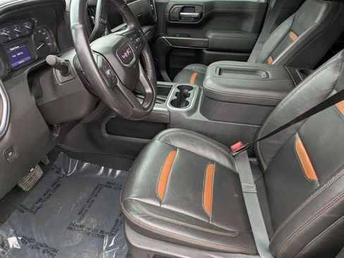 Certified 2022 GMC Sierra 1500 AT4 w/ AT4 Preferred Package image 10