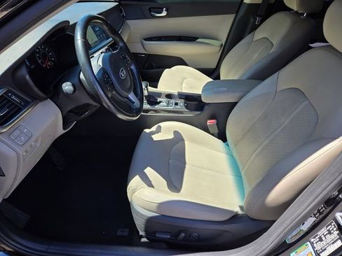 Used 2017 Kia Optima EX w/ Premium Package FWD image 10