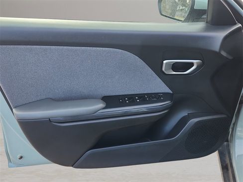 Used 2025 Kia K4 EX image 15