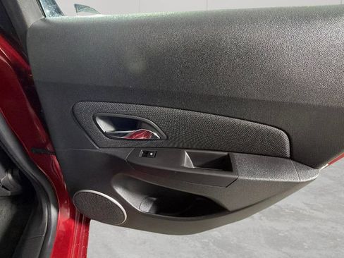 Used 2014 Chevrolet Cruze LT w/ All-Star Edition FWD image 31