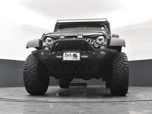 Used 2018 Jeep Wrangler Unlimited Sport S image 20