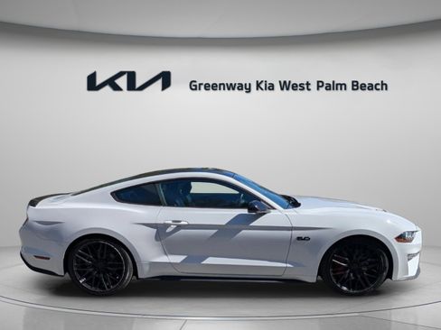 Used 2021 Ford Mustang GT Premium w/ Equipment Group 401A image 8