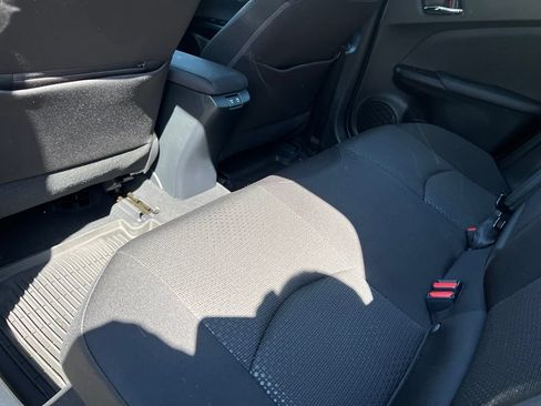 Certified 2022 Toyota Prius LE FWD image 15