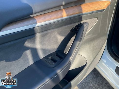 Used 2023 Tesla Model 3 Standard Range image 24