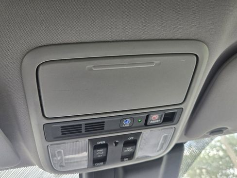 Used 2018 Honda Odyssey Elite image 22