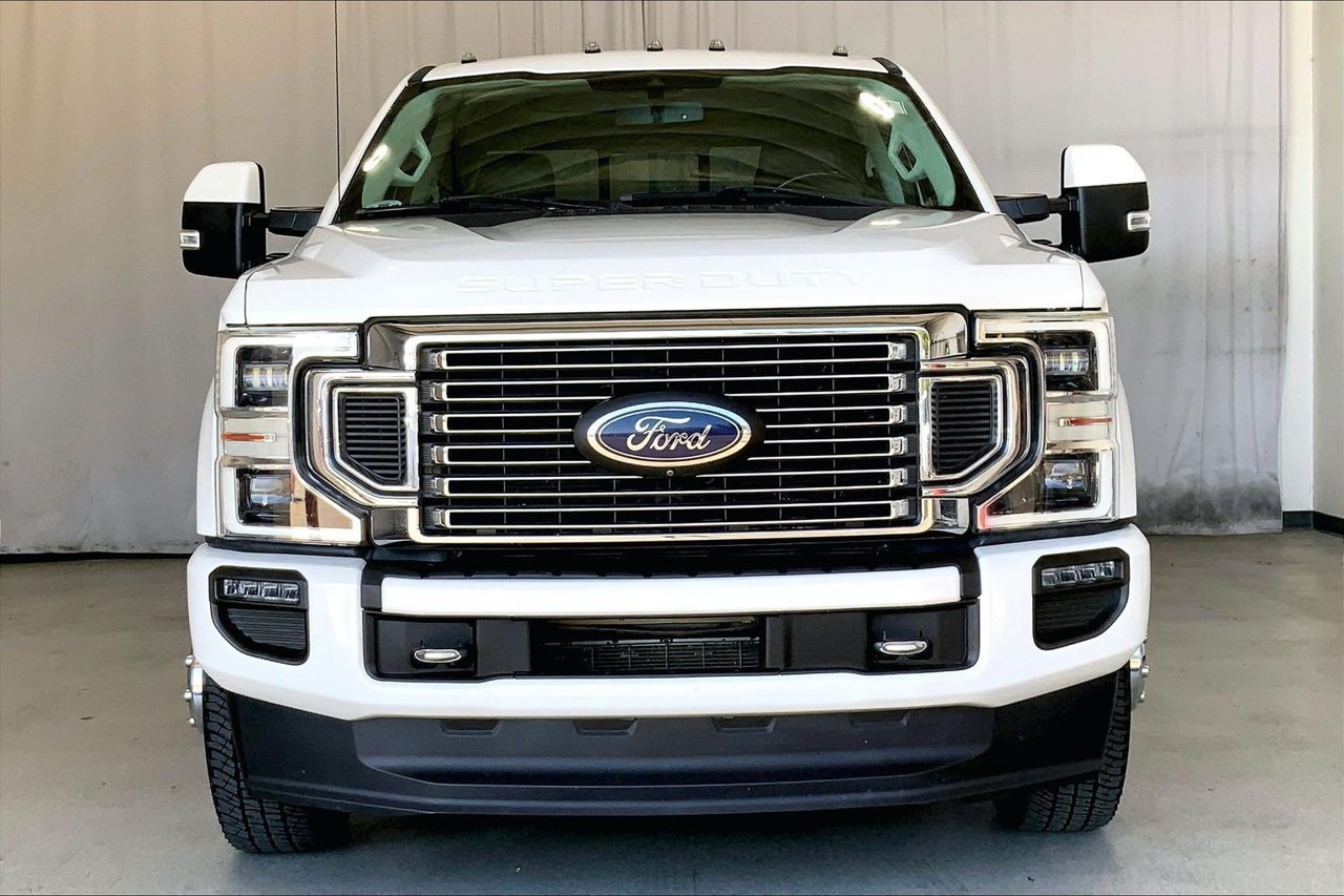 Used 2020 Ford F350 Limited AWD/4WD image 2