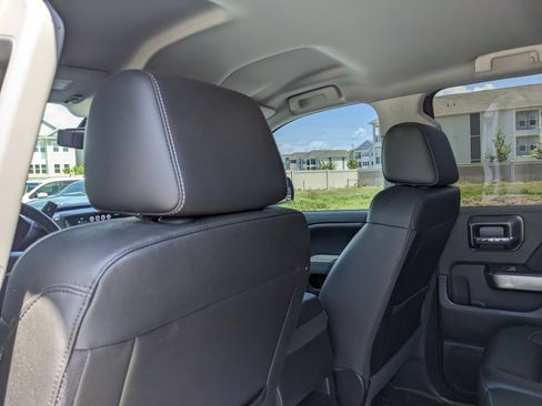 Used 2018 Chevrolet Silverado 1500 LT w/ All Star Edition AWD/4WD image 24