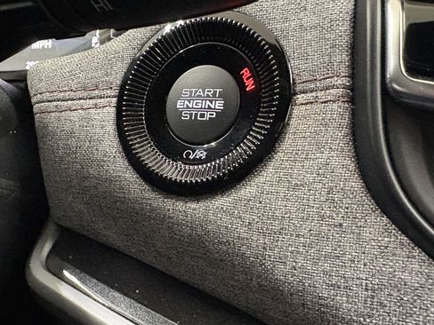 Used 2024 Jeep Compass Latitude image 19