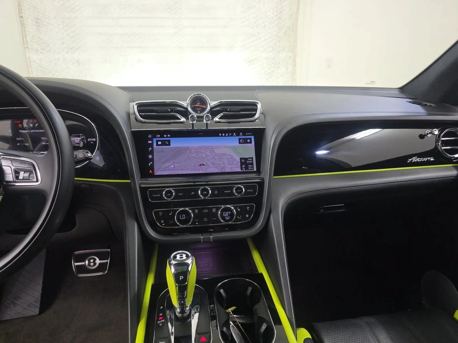 Used 2023 Bentley Bentayga AWD/4WD image 5