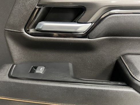 Used 2023 GMC Sierra 1500 AT4 w/ Technology Package image 46